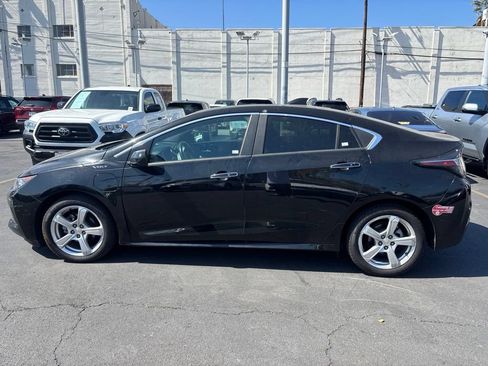 Used 2017 Chevrolet Volt LT FWD image 7