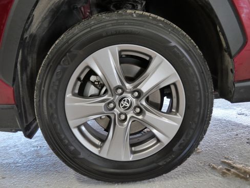 Certified 2025 Toyota RAV4 LE image 16