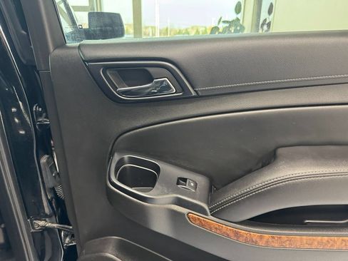Used 2015 Chevrolet Tahoe LTZ AWD/4WD image 45