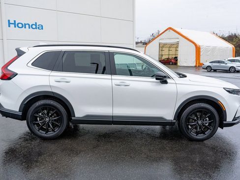 Certified 2025 Honda CR-V Sport image 16