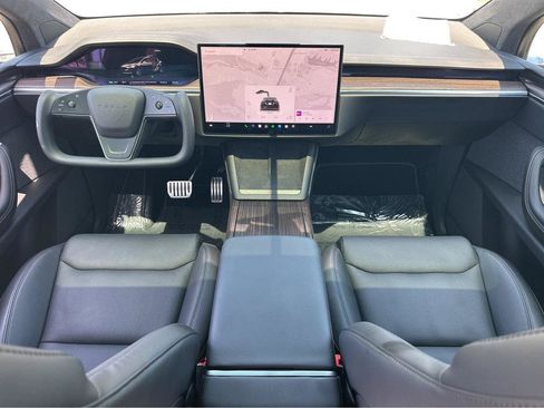 Used 2022 Tesla Model X AWD/4WD image 4