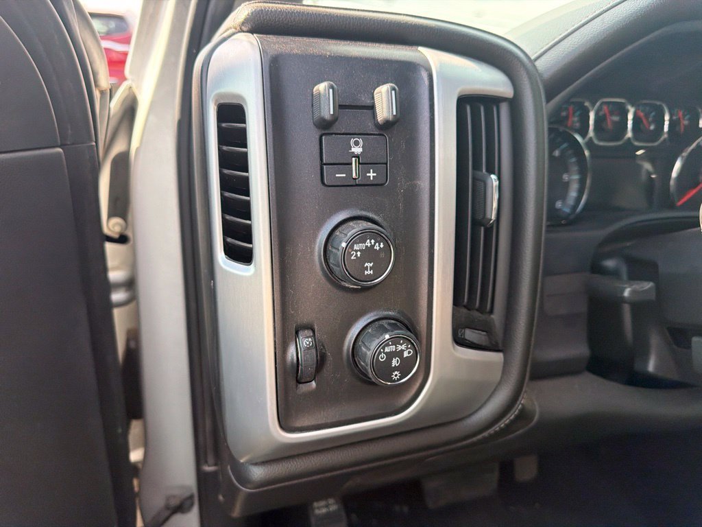 Used 2018 GMC Sierra 1500 SLT AWD/4WD image 16