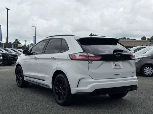 Used 2024 Ford Edge SE w/ Black Appearance Package AWD/4WD image 7
