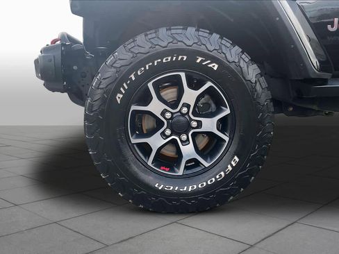 Used 2019 Jeep Wrangler Unlimited Rubicon AWD/4WD image 9