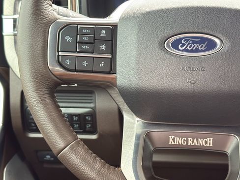 Used 2025 Ford F250 King Ranch AWD/4WD image 16