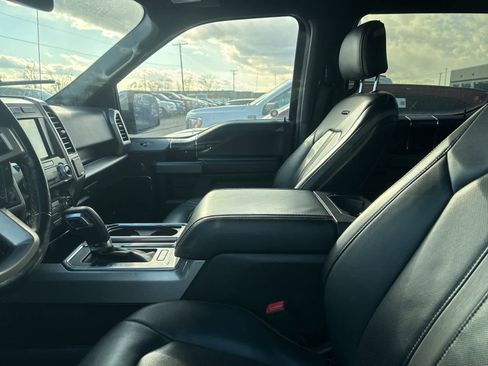 Used 2019 Ford F150 Platinum w/ Technology Package image 27