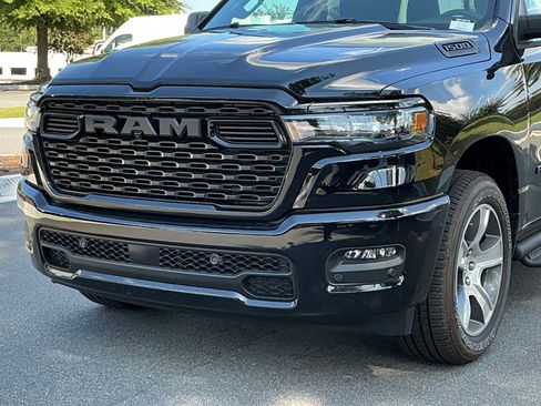 Used 2026 RAM 1500 Express RWD image 10