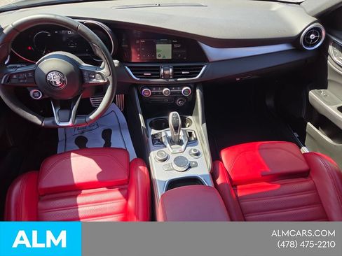 Used 2024 Alfa Romeo Giulia Ti w/ Performance Driving Package AWD/4WD image 12