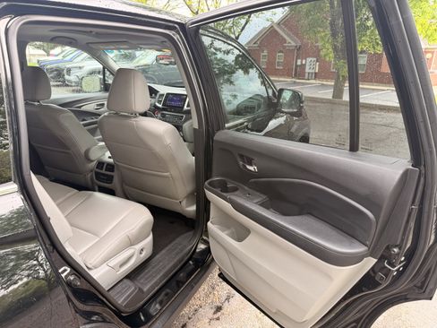 Used 2018 Honda Pilot EX-L image 14