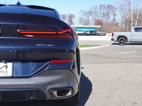 Used 2023 BMW X6 xDrive40i w/ M Sport Package image 18