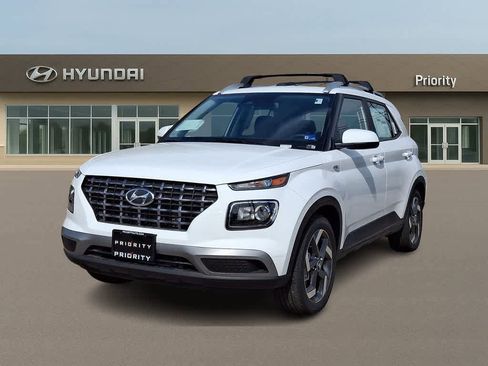 New 2026 Hyundai Venue SEL FWD image 1