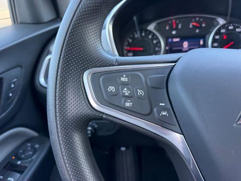 Used 2022 Chevrolet Equinox LT image 12