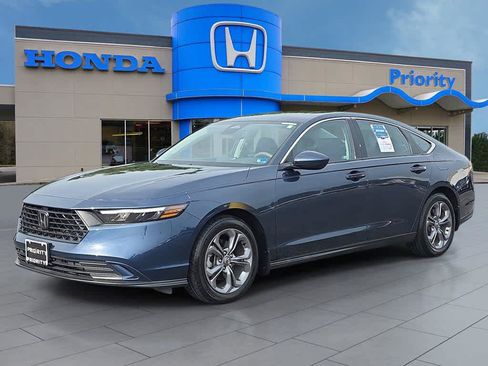 Used 2024 Honda Accord EX image 1