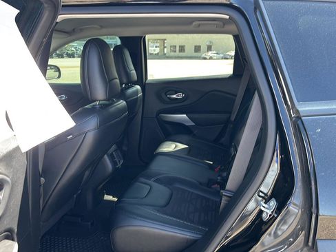 Used 2022 Jeep Cherokee Latitude image 8