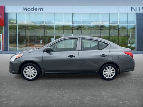 Used 2018 Nissan Versa S image 8