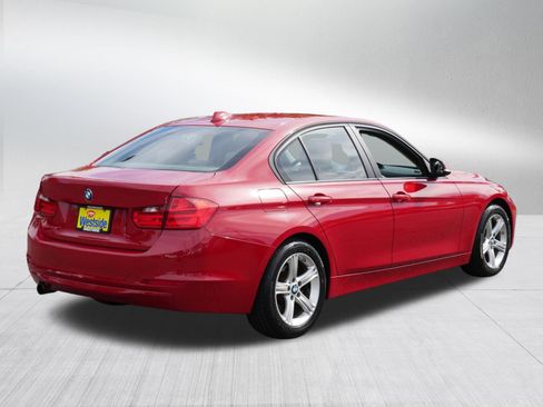 Used 2015 BMW 320i xDrive Sedan AWD/4WD image 7
