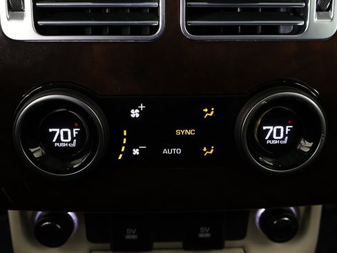 Used 2020 Land Rover Range Rover HSE image 61