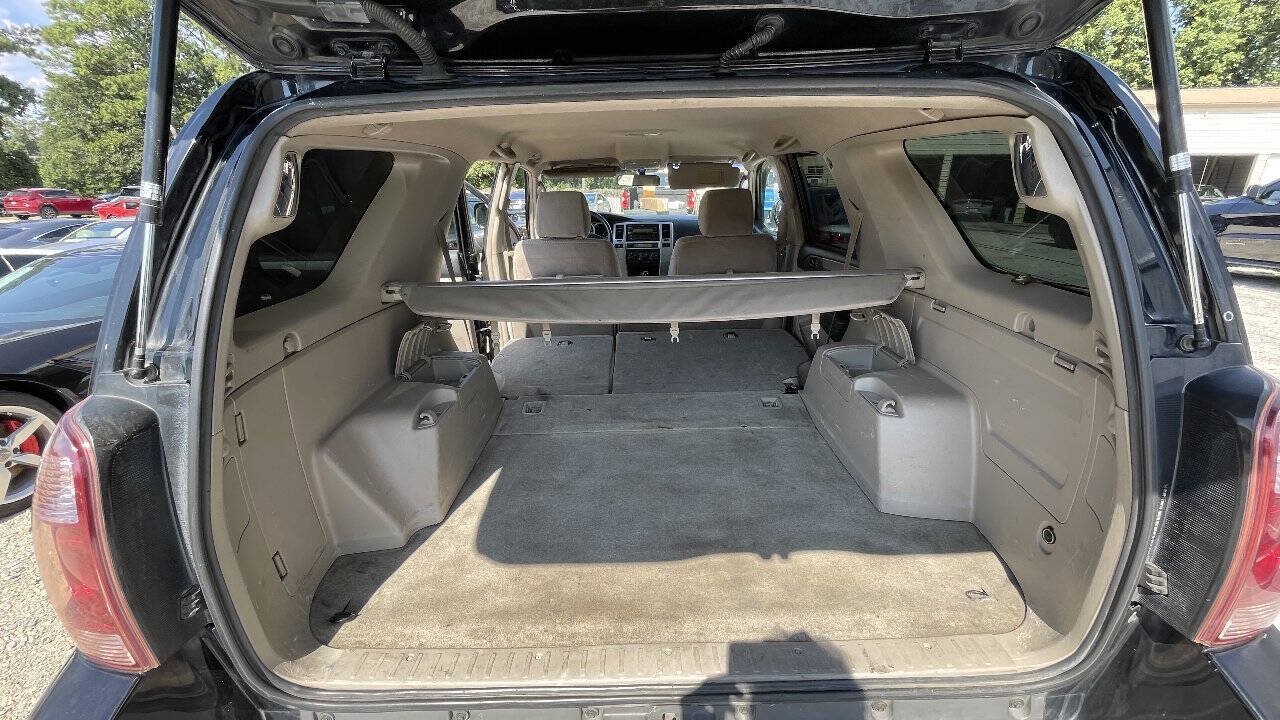 Used 2005 Toyota 4Runner SR5 RWD image 7