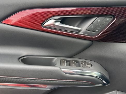 New 2026 Chevrolet Traverse RS image 10