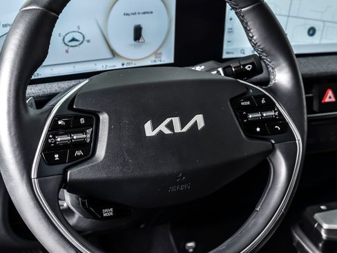 Used 2024 Kia EV6 Wind w/ Wind Technology Package AWD/4WD image 15