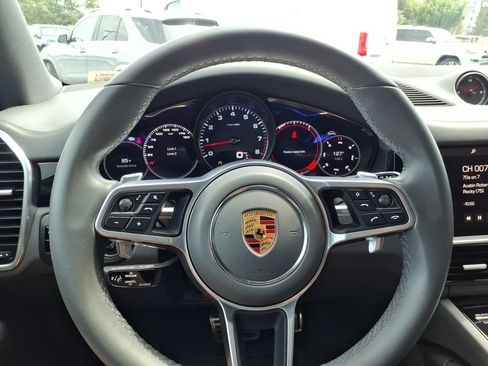 Used 2021 Porsche Cayenne S AWD/4WD image 19