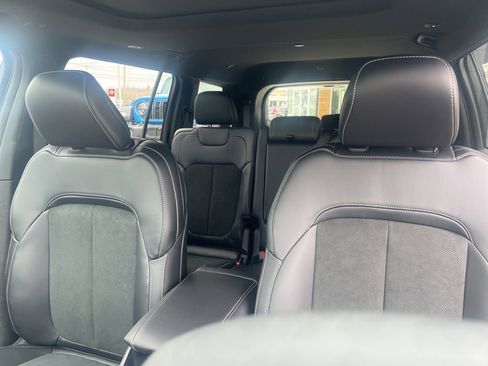 New 2026 Jeep Grand Cherokee L 4WD image 4