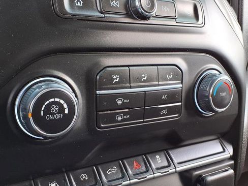 Used 2024 Chevrolet Silverado 1500 Custom image 7