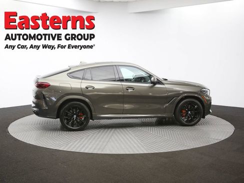 Used 2022 BMW X6 xDrive40i w/ M Sport Package image 82