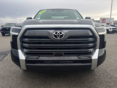 Used 2023 Toyota Tundra Limited w/ Power Package image 9