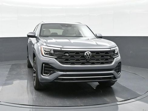 New 2025 Volkswagen Atlas Cross Sport SEL Premium R-Line AWD/4WD image 2