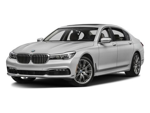 Used 2016 BMW 740i RWD image 1