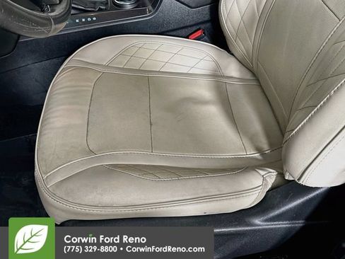 Used 2016 Ford Explorer Platinum AWD/4WD image 21