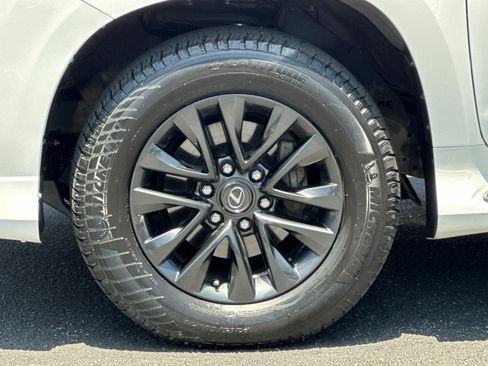 Used 2023 Lexus GX 460 Premium w/ Premium Plus Package AWD/4WD image 33