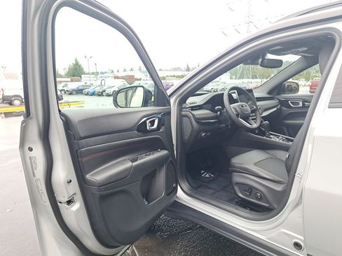 New 2026 Jeep Compass Trailhawk image 10