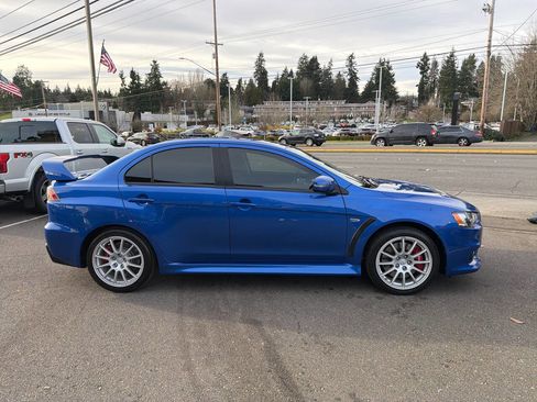 Used 2015 Mitsubishi Lancer Evolution GSR image 16