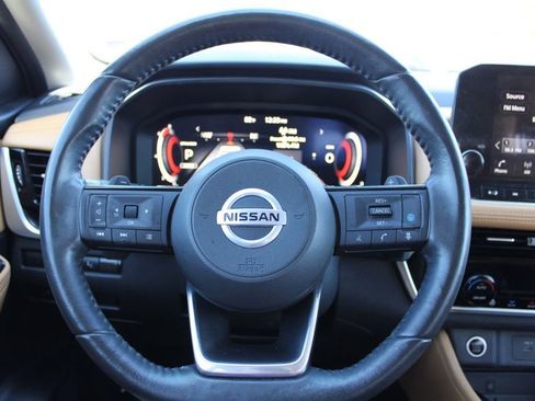 Used 2021 Nissan Rogue Platinum image 31