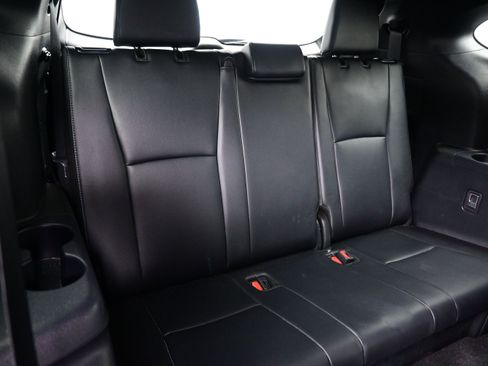 Used 2024 Toyota Highlander XSE AWD/4WD image 18
