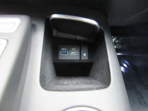 Used 2022 Genesis GV70 2.5T AWD/4WD image 56