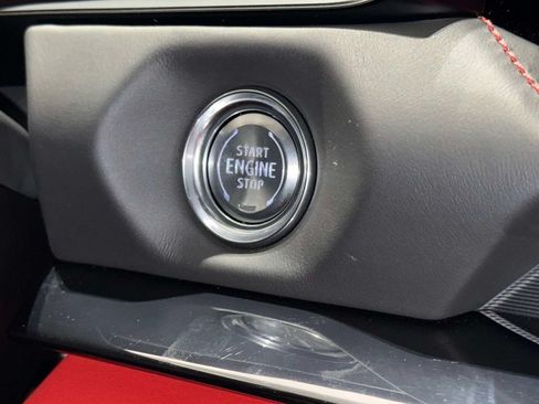 Used 2026 Chevrolet Corvette Z06 w/ Stealth Interior Trim Package RWD image 21