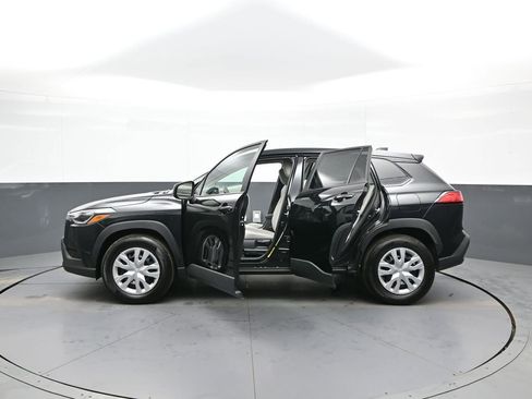 Certified 2025 Toyota Corolla Cross L image 42