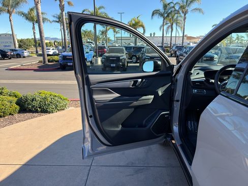 New 2026 Buick Enclave Sport Touring w/ Super Cruise Package FWD image 13