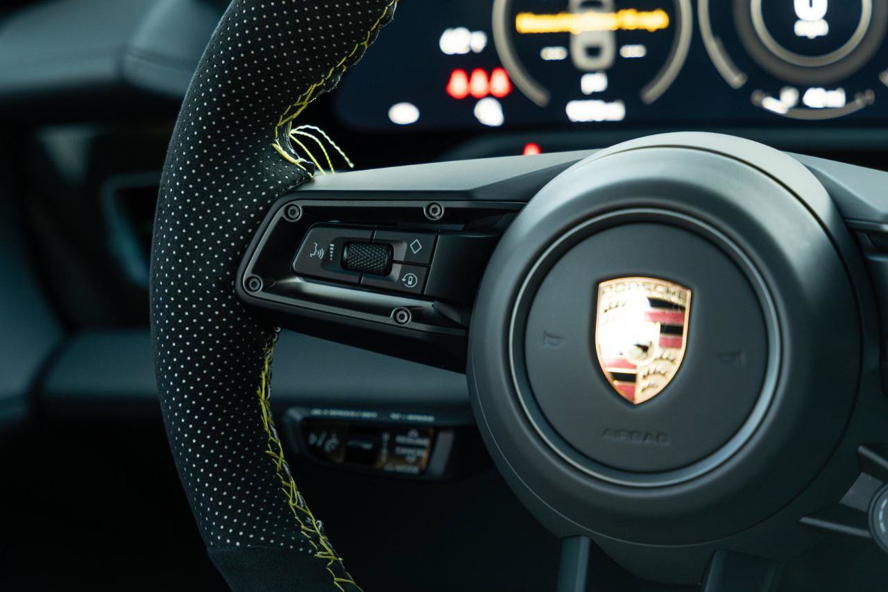 Used 2022 Porsche Taycan Turbo S AWD/4WD image 57