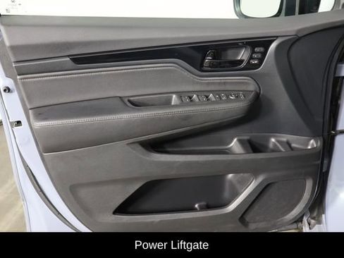 Used 2023 Honda Odyssey Touring image 19