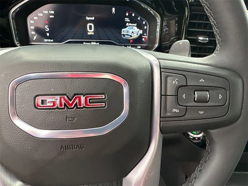 Used 2025 GMC Sierra 1500 SLT w/ SLT Premium Plus Package image 27