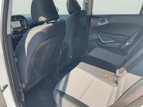 New 2025 Kia Soul EX image 17