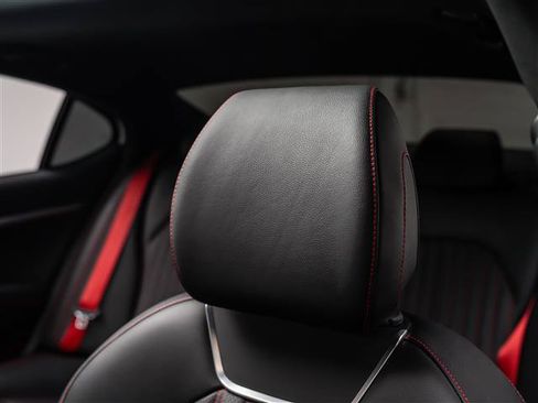 Used 2023 Genesis G70 2.0T w/ Sport Prestige Package RWD image 19