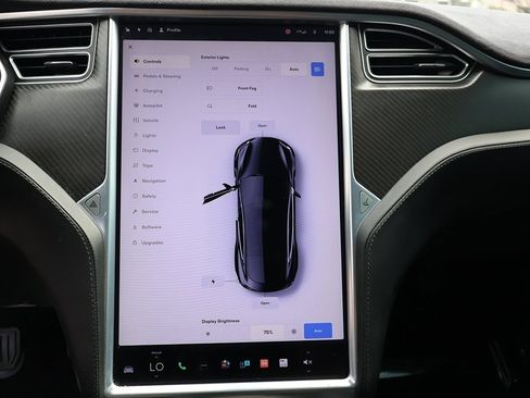 Used 2017 Tesla Model S 75D image 46