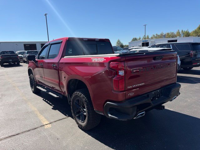 Used 2024 Chevrolet Silverado 1500 LT Trail Boss w/ LT Trail Boss Premium Package AWD/4WD image 9
