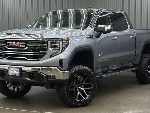 Used 2026 GMC Sierra 1500 SLT w/ SLT Premium Plus Package AWD/4WD image 1