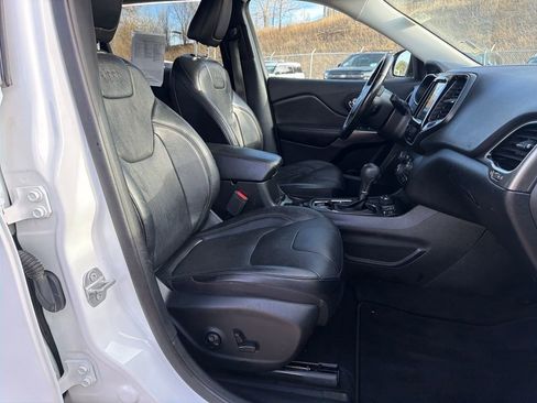 Used 2021 Jeep Cherokee Limited AWD/4WD image 30